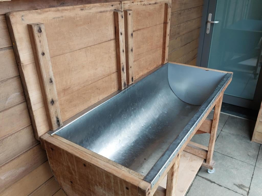 Pétrin en bois, Enlèvement