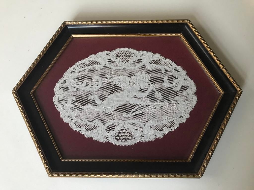 Oude lijst achthoek zwart goud kantklos achter glas, Antiek en Kunst, Ophalen of Verzenden