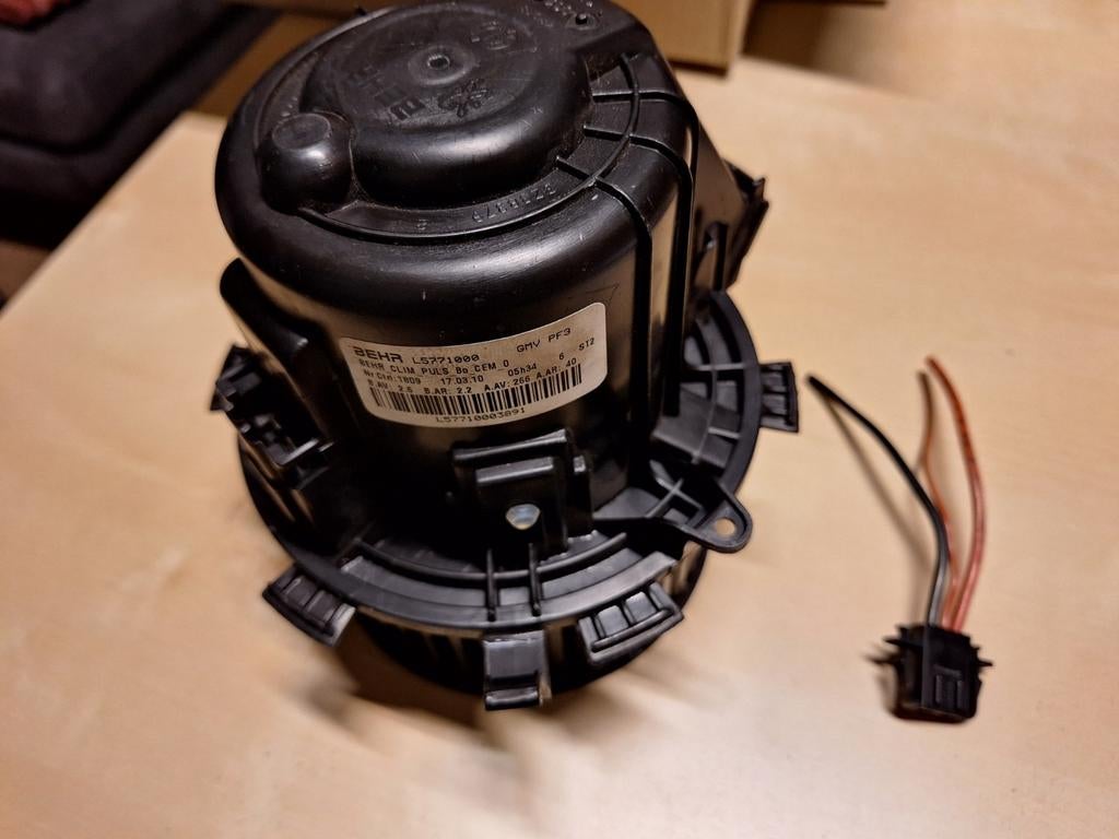 Citroën - Peugeot kachelaanjager - ventilatiemotor, Ophalen of Verzenden, Gebruikt, Peugeot