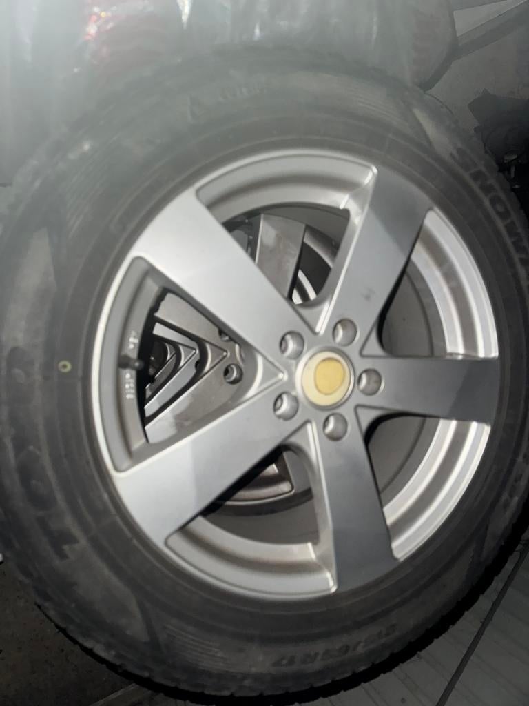 Jantes Dezent et pneus hiver Peugeot 3008, Ophalen of Verzenden, Gebruikt