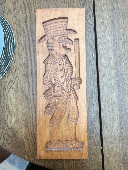 speculoosmal in hout H: 58,5cm B: 19,5cm D: 3 cm, Antiek en Kunst, Ophalen