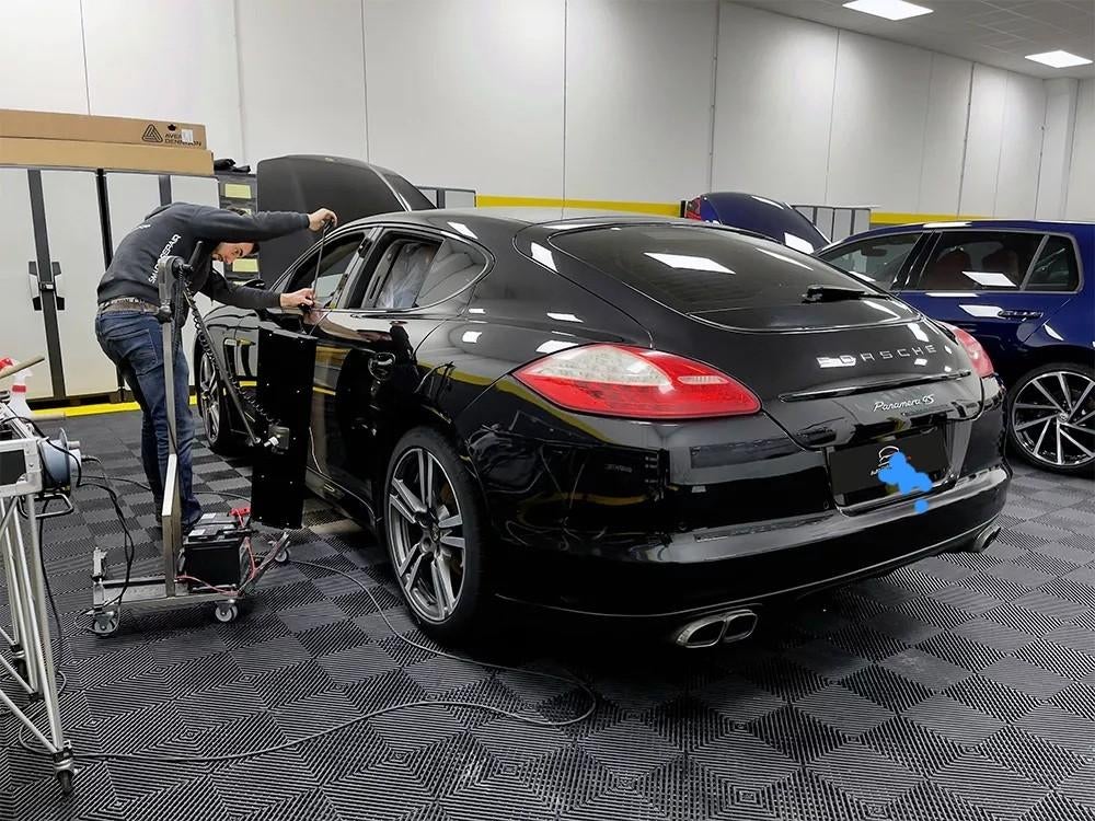 Polissage/ carrosserie/  soudure bas de caisse, Enlèvement ou Envoi