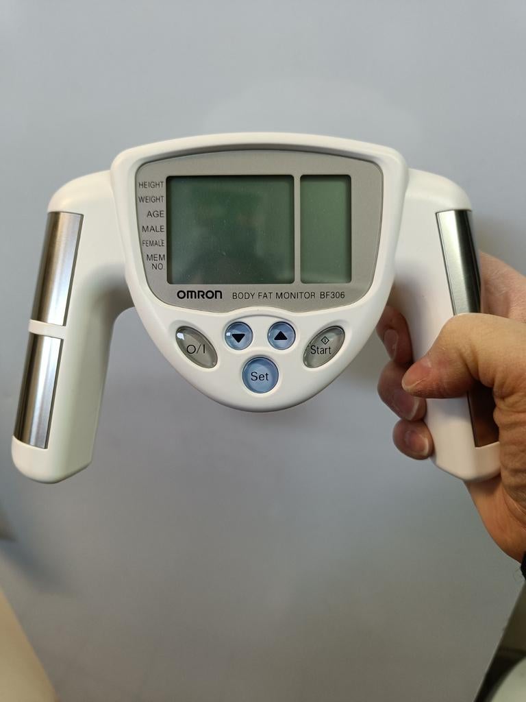 Omron vetmeter monitor bf306, Elektronische apparatuur, Ophalen of Verzenden