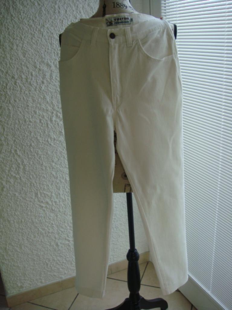 Pantalon Blanc TINTIN taille 29 = 38., Vêtements | Femmes, Taille 38/40 (M), Enlèvement ou Envoi, Tintin, Porté