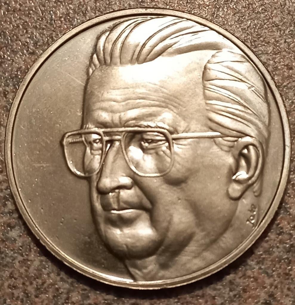 Munt 5 euro, 1996 albert 2, kerktoren, 2 personen, 12 sterre, Ophalen of Verzenden, Overige materialen