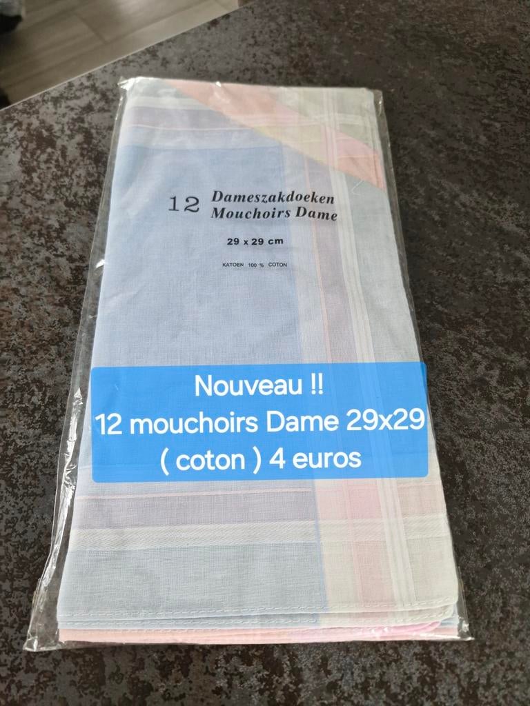 Nieuw! Set van 12 katoenen zakdoeken voor dames, Kleding | Dames, Ophalen of Verzenden