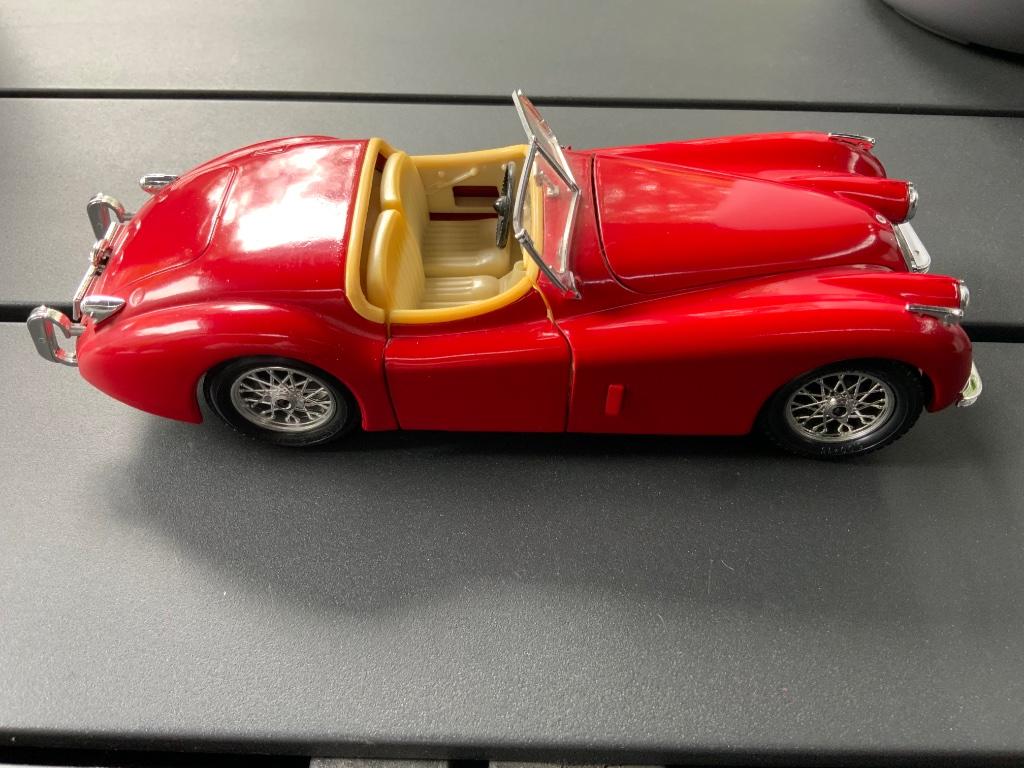 Jaguar XK 120 Roadster, Enlèvement ou Envoi, Comme neuf, Voiture, Burago