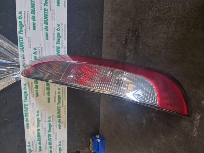Achterlicht rechts van een Opel Corsa, Gebruikt, -, -, Opel