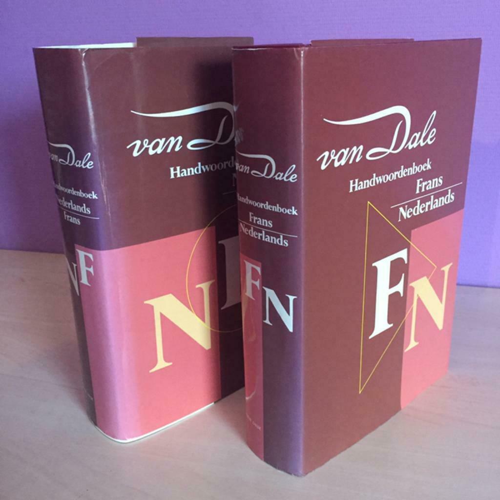 Van Daele Handwoordenboek Frans - Nederlands, Boeken, Ophalen of Verzenden, Gelezen, Frans