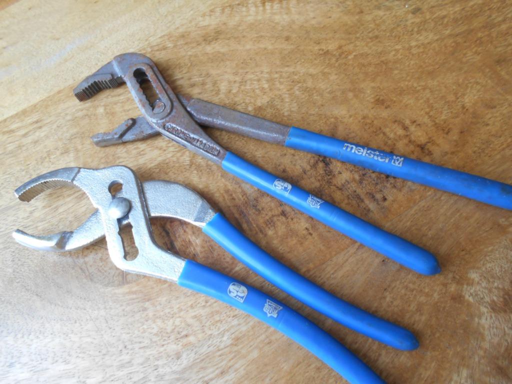 PINCES a sertir ...lot de 2 pièces, Enlèvement ou Envoi, Utilisé