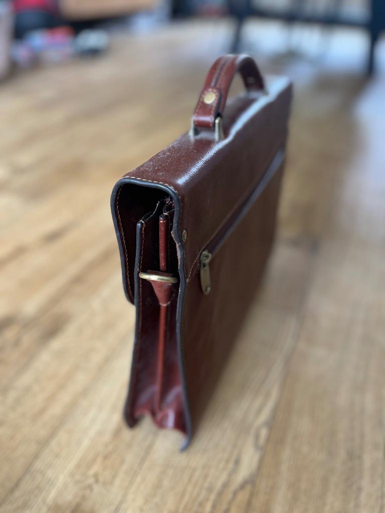 Lederen aktetas, Cuir, 30 à 40 cm, 30 à 40 cm, Comme neuf
