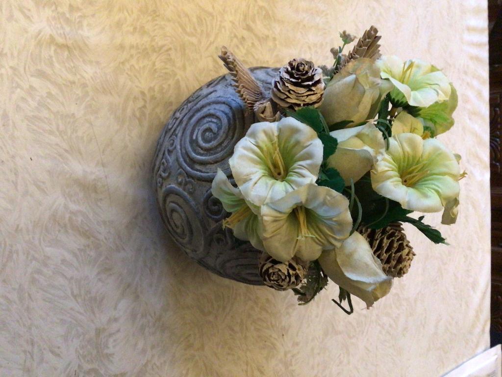 Arrangement floral  de table ,  cadeau d'anniversaire, Enlèvement ou Envoi