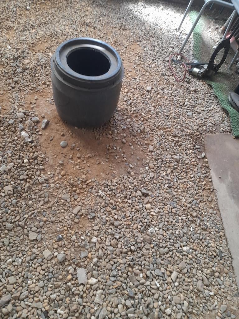 Plastieke tonnetjes, Enlèvement, Comme neuf