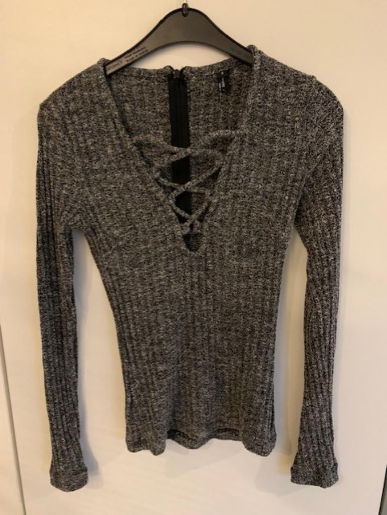 Zwart/grijs geribbelde fijne pull met korte rits: XS, Enlèvement ou Envoi, Porté, Taille 34 (XS) ou plus petite, Noir