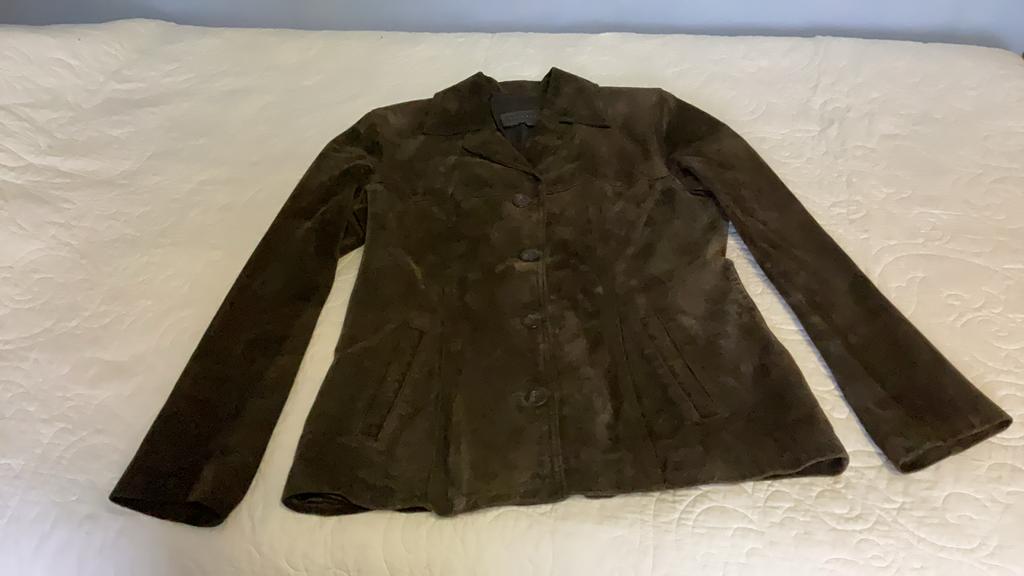 Damesvest in namaak suède, Ophalen, Zo goed als nieuw, Maat 38/40 (M)