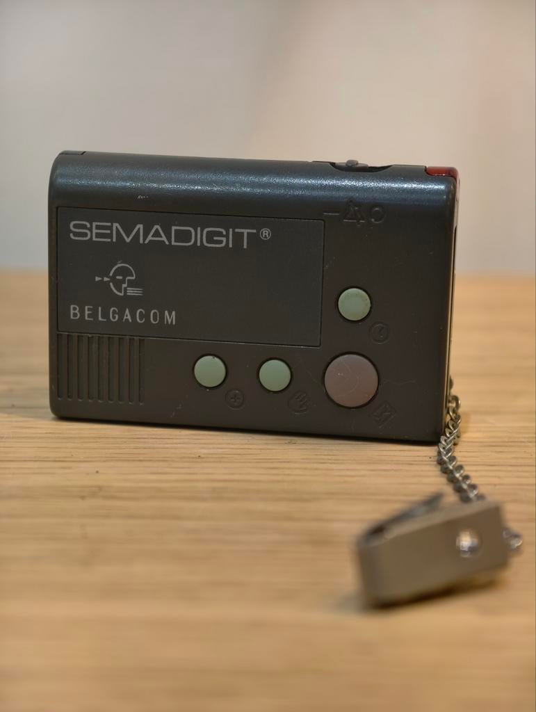 Pager ou sémaphone Belgacom Semadigit, Telecommunicatie, Mobiele telefoons | Telefoon-opladers, Zo goed als nieuw, Ophalen