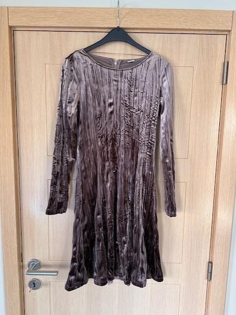 robe en velours Saint-Tropez taille XS (nr975a), Comme neuf, Brun, Taille 34 (XS) ou plus petite, Longueur genou