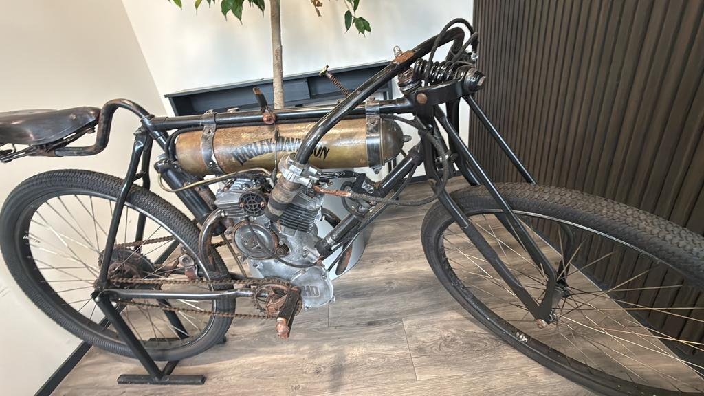 Te koop Harley Davidson replica eye cather uniek, Motoren, Bedrijf