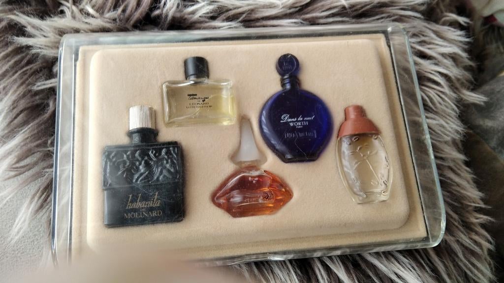 Miniatuur parfumflesjes, Ophalen of Verzenden, Miniatuur