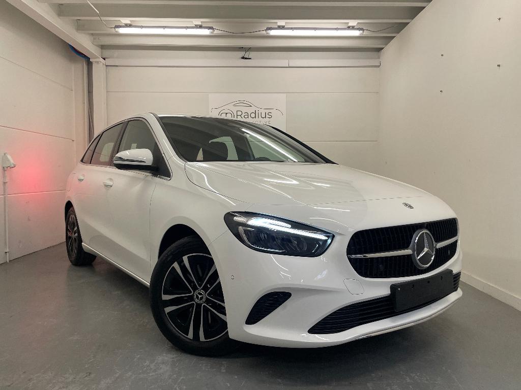 Mercedes-Benz - B250e - Plug-In Hybride, Leder en Stof, Wit, Bedrijf, 5 deurs