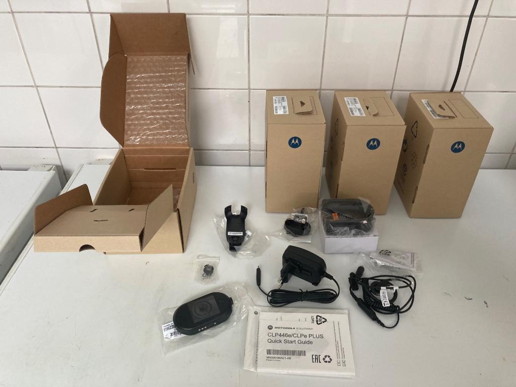 4 x Portofoon Motorola CLPe, Ophalen of Verzenden, Nieuw