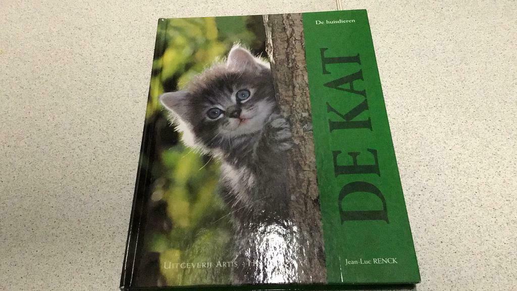 Artis historia de huisdieren (z K3), Boeken, Ophalen of Verzenden, Zo goed als nieuw, Katten, Jean luc renck