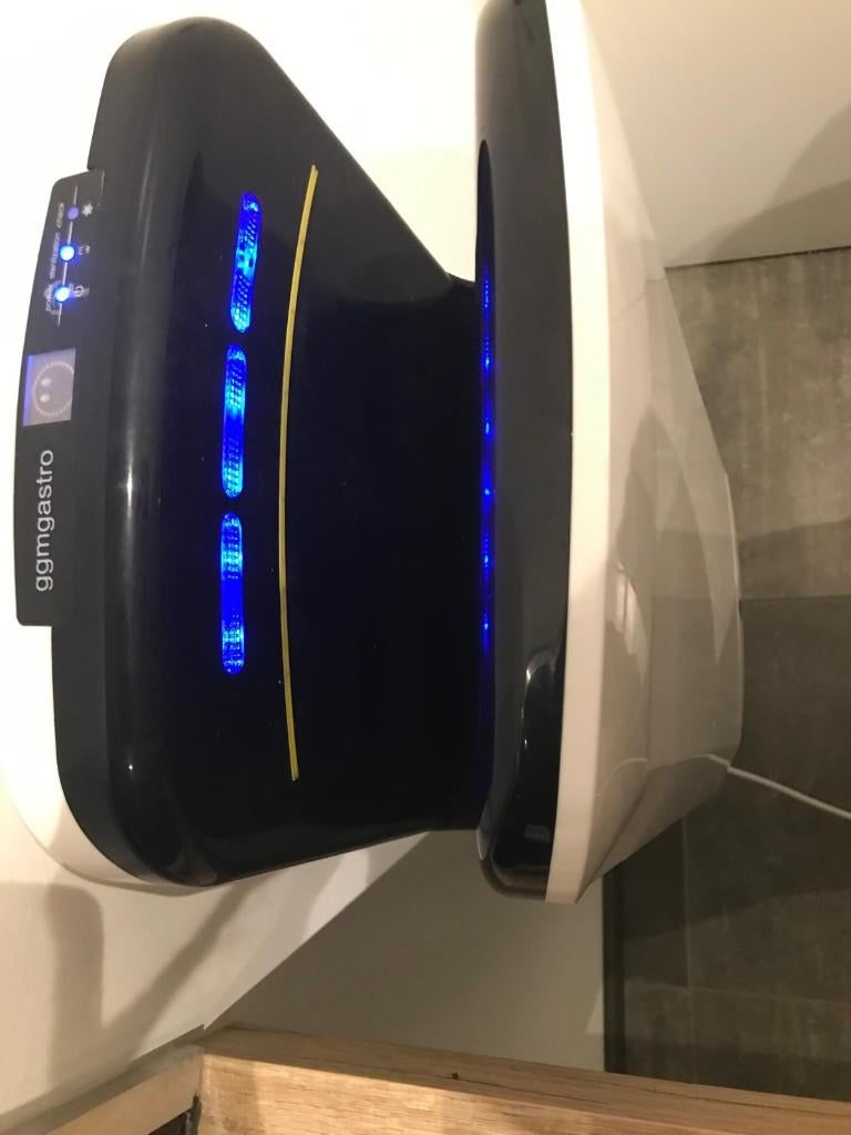 SÈCHE-MAINS AVEC CAPTEUR DE FILTRE ET LAMPE UV 240€, Bricolage & Construction, Sanitaire, Enlèvement, Comme neuf, Autres types