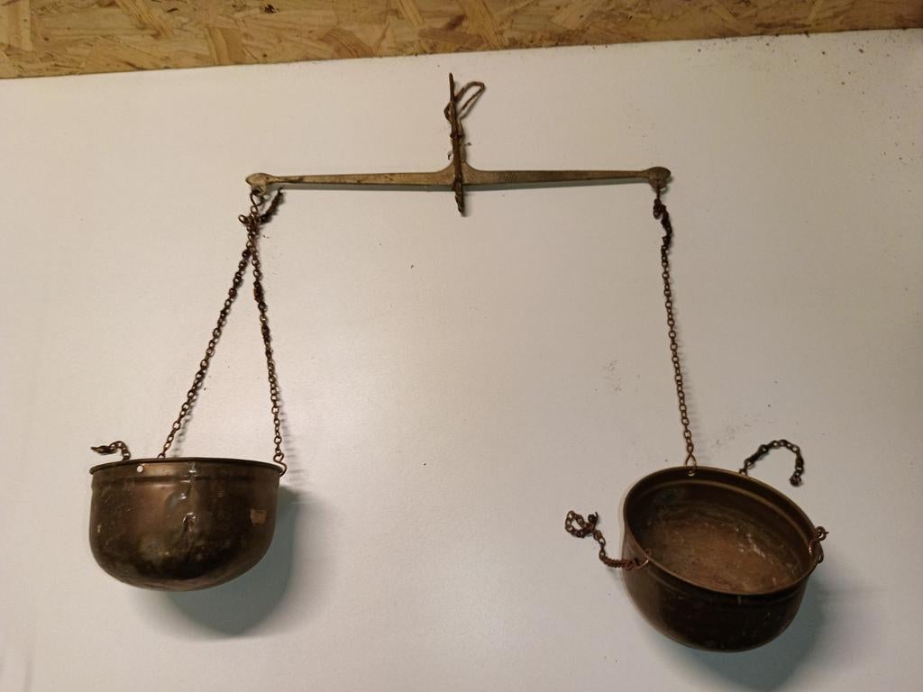 Ancienne balance a fleaux, Enlèvement ou Envoi