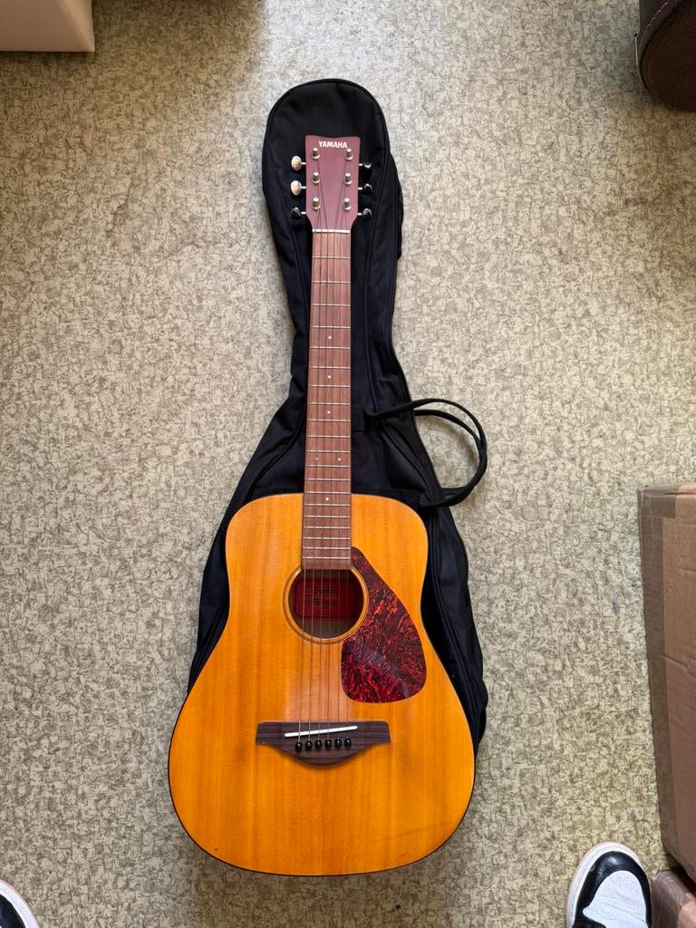 Yamaha FG-Junior JR1, Enlèvement, Comme neuf