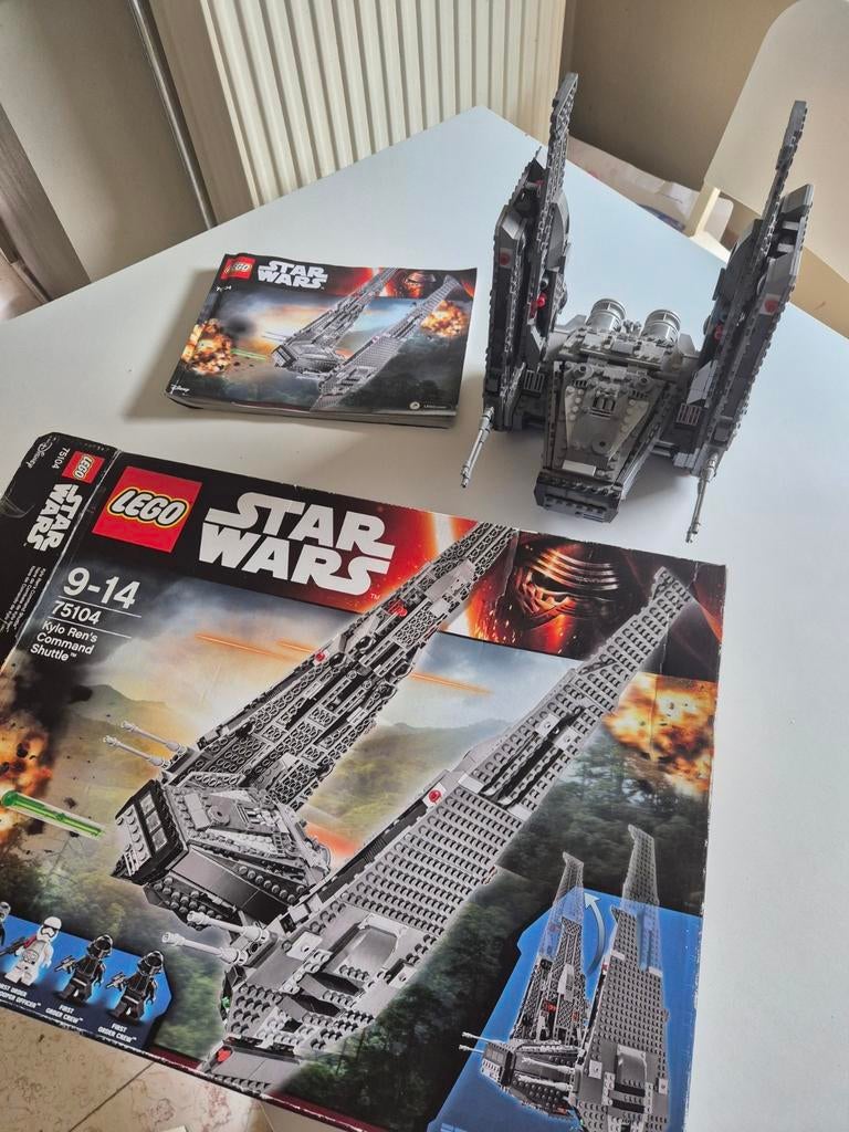 Lego Kylo Ren's Command Shuttle 75104, Ophalen of Verzenden, Zo goed als nieuw, Lego