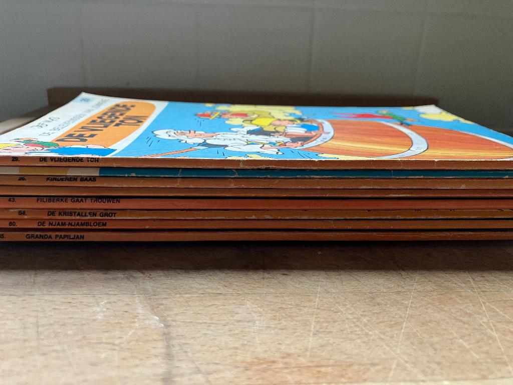 8 Jommeke albums- herdruk - gekleurd, Boeken, Stripverhalen, Gelezen, Meerdere stripboeken, Verzenden