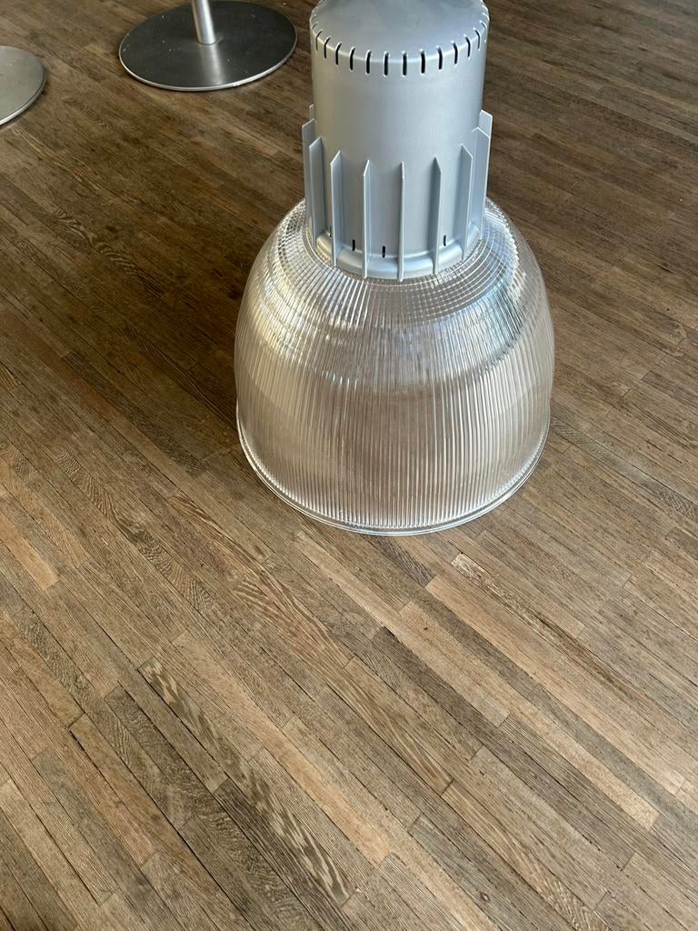 LIVAL optic industriele lamp made in Finland, Enlèvement, Comme neuf