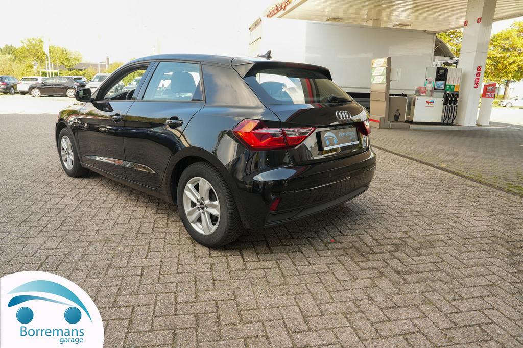Audi A1 1.0 25 TFSI ATTRACTION NAVI/CARPLAY/PARKEERHULP/..., 0 kg, USB, A1, 95 pk