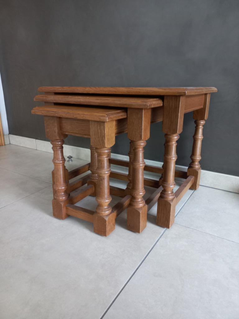 3 bijzetafeltjes, Huis en Inrichting, Tafels | Bijzettafels, 45 tot 60 cm, Klassiek, Zo goed als nieuw, Rechthoekig
