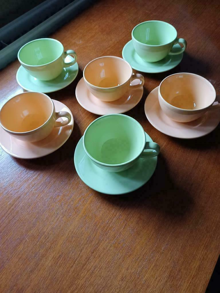 porcelein, Huis en Inrichting, Keuken | Servies, Ophalen, Gebruikt, Overige stijlen, Kop(pen) en/of Schotel(s)