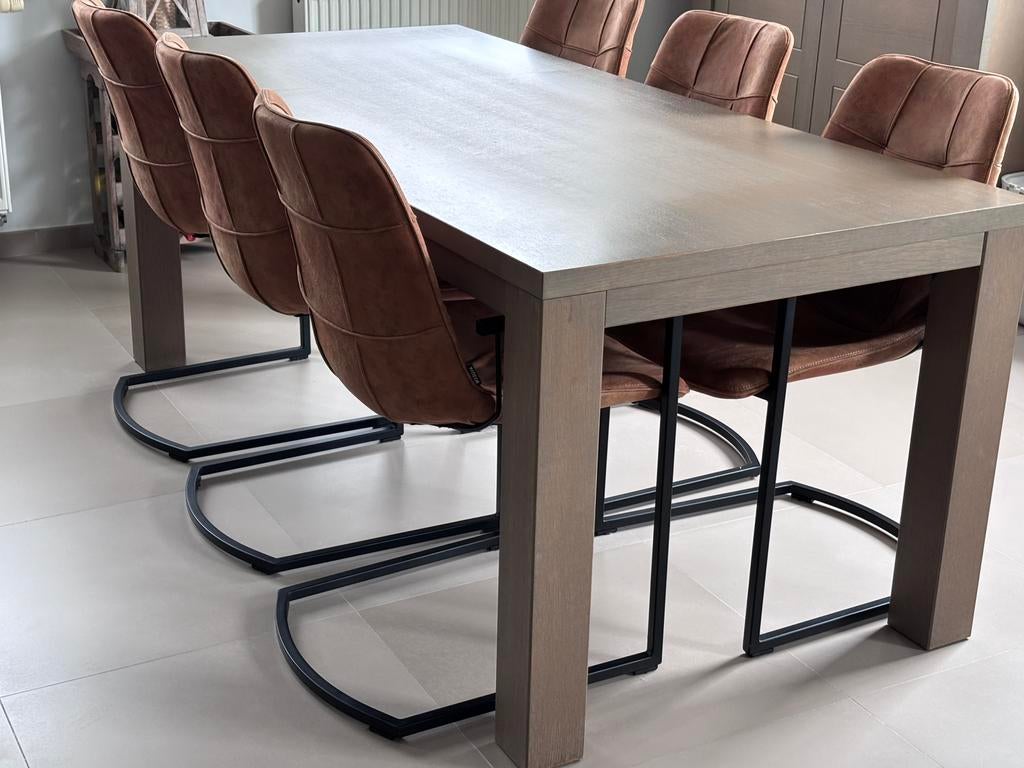 Eettafel 8 personen (1m90 op 88 cm) (zonder stoelen), Ophalen, Zo goed als nieuw
