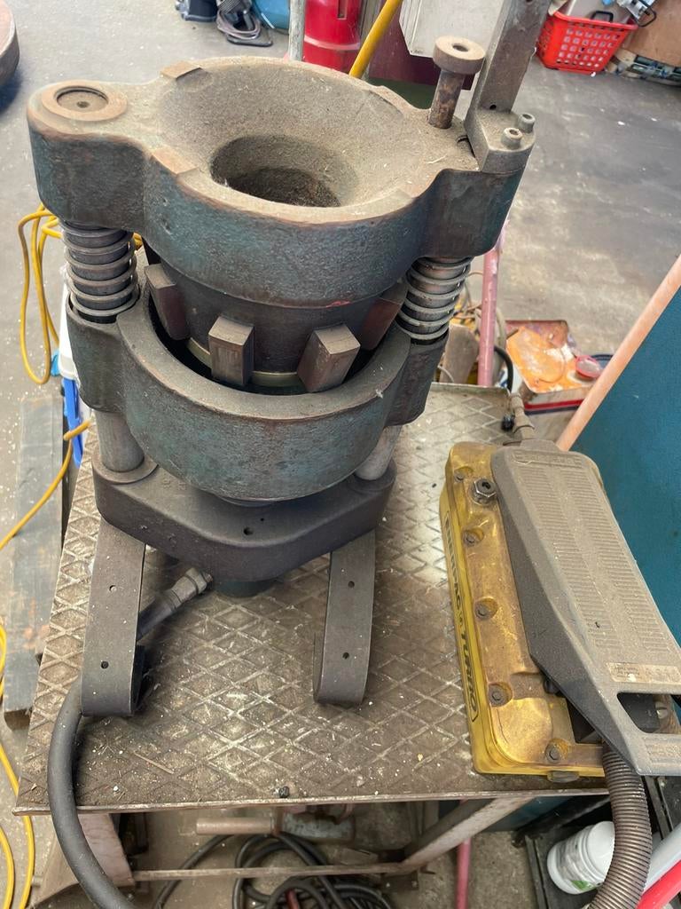 Hydraulische darmenpres, Enlèvement, Utilisé