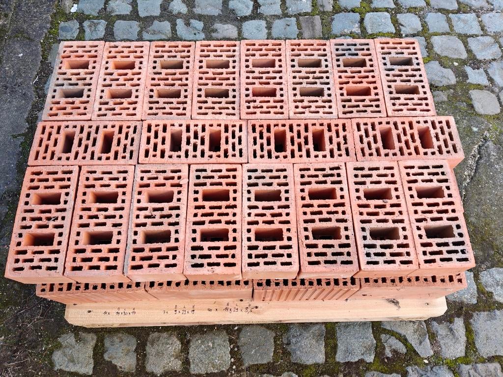 Pallet met snelbouw en ytong, Ophalen