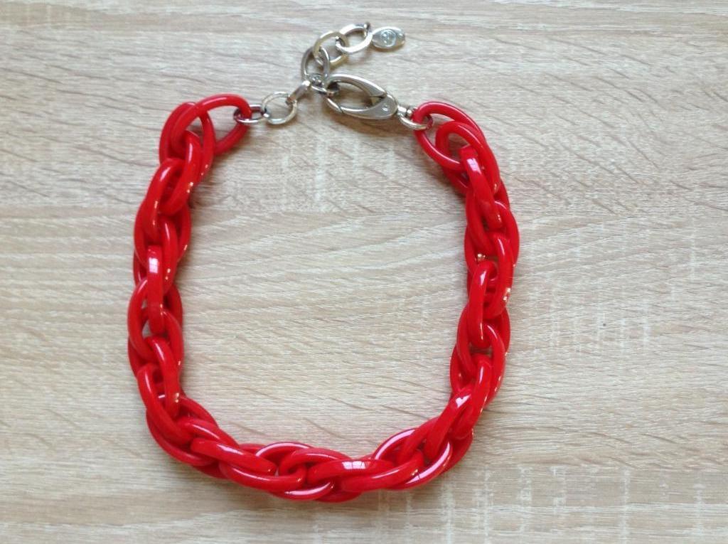 Trendy halsketting **Nieuw**, Handtassen en Accessoires, Kettingen, Ophalen of Verzenden, Nieuw, Rood, Kunststof