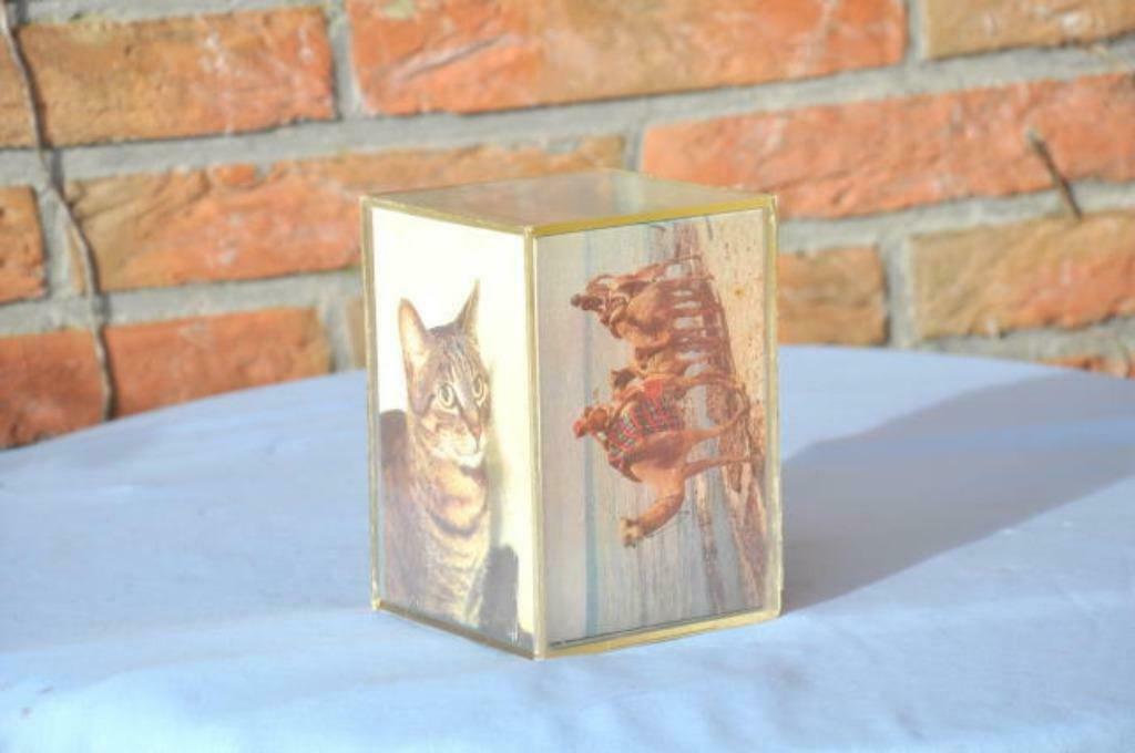 § cadre cube en plexi, Moins de 50 cm, Enlèvement ou Envoi, Synthétique, Utilisé