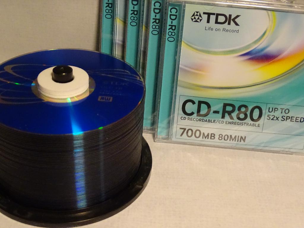 49 stuks DVD+R en 3 stuks CD-R, Ophalen of Verzenden, Nieuw, Dvd, TDK