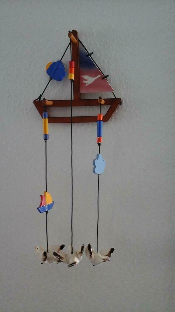 zeilboot hanger H: 45cm hout + vintage '80 keramiek, Ophalen of Verzenden, Zo goed als nieuw, Wanddecoratie