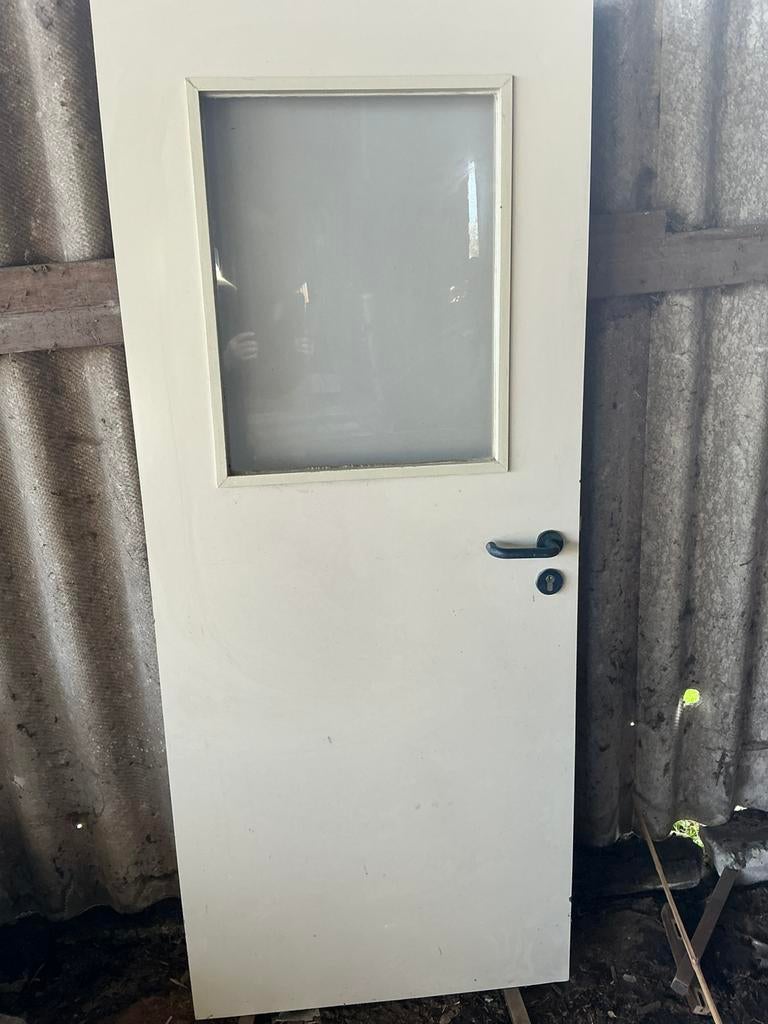 Une porte 202 par 82, Bricolage & Construction, Enlèvement, 80 à 100 cm, 200 à 215 cm, Porte intérieure