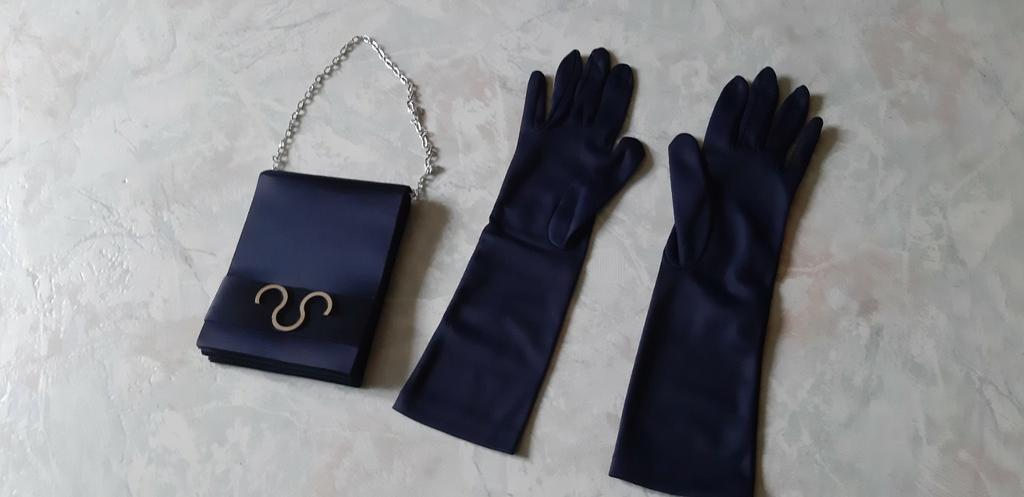 Gants très petits et sac assorti, Enlèvement ou Envoi, Comme neuf, Bleu