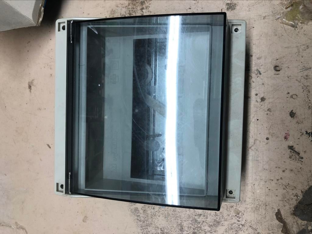 Zekering kast, Enlèvement, Comme neuf