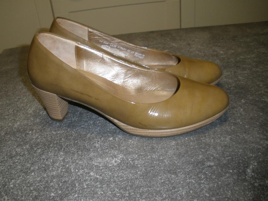 Gabor beige pumps maat 40, Kleding | Dames, Schoenen, Pumps, Beige, Gabor, Ophalen of Verzenden