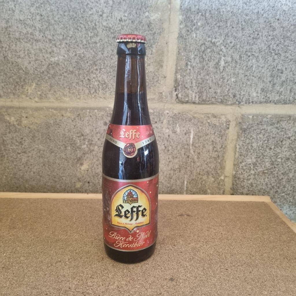 Bouteille de bière Leffe Bière de Noël - Kerstbier (modèle 1, Enlèvement ou Envoi, Utilisé, Bouteille(s), Leffe