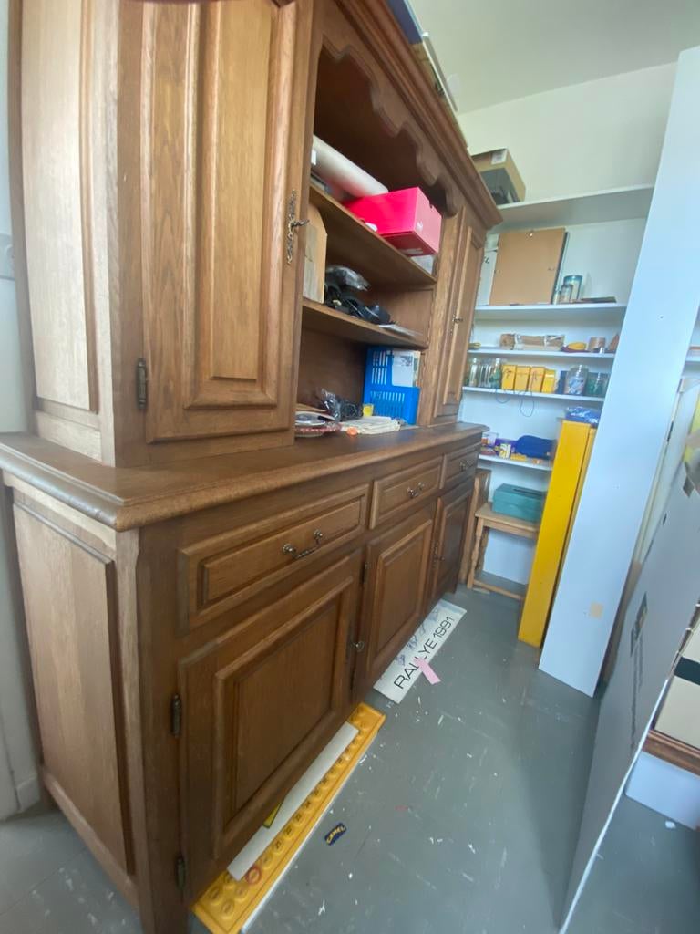 Massief eikenhouten dressoir, Ophalen