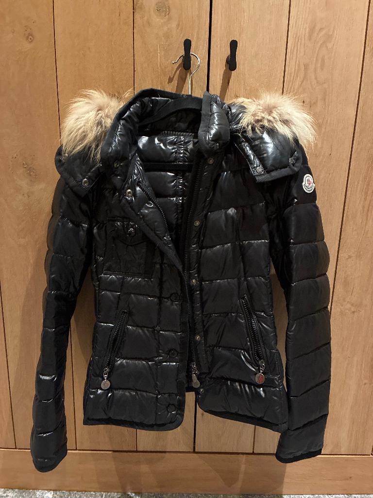 Moncler damesjas, Kleding | Dames, Ophalen, Zwart, Moncler, Maat 34 (XS) of kleiner
