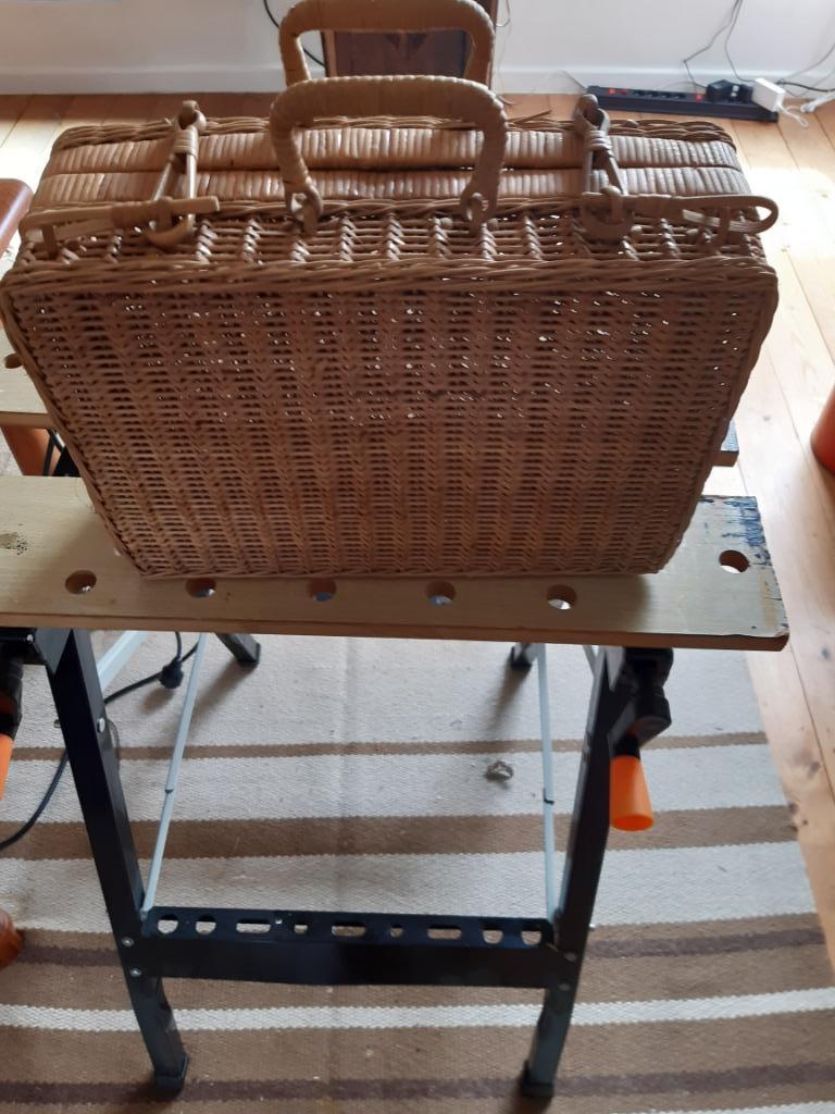 Rieten koffertje, Ophalen, Gebruikt